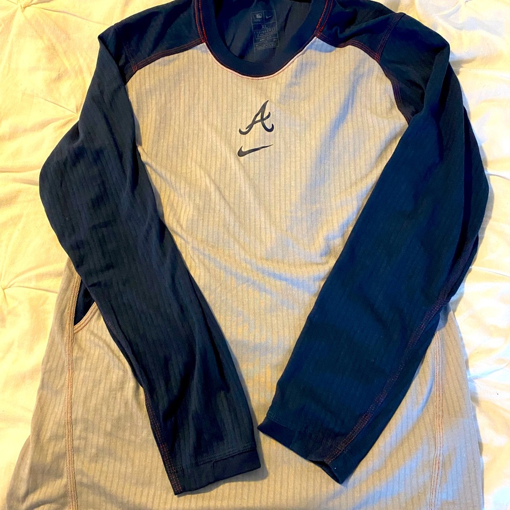 Nike Baseball Braves shirt